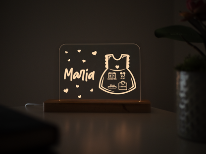 Candeeiro LED Vestido personalizável com base em madeira e controlo de intensidade