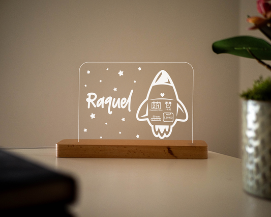 Candeeiro LED Foguetão personalizável com base em madeira e controlo de intensidade
